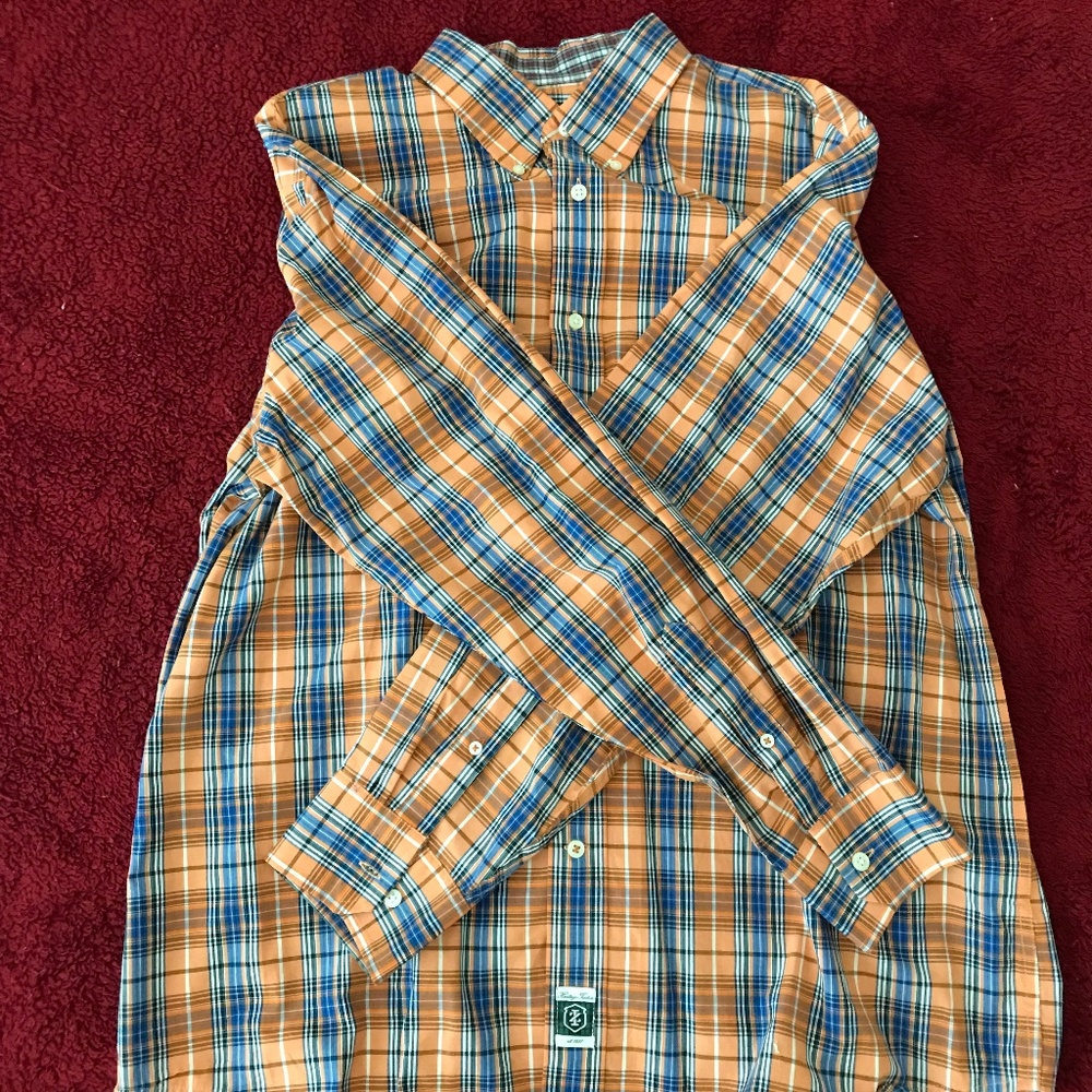 Men's IZOD Long Sleeve Button Down - Large